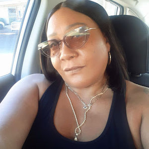 Meet your Posher, Bernette